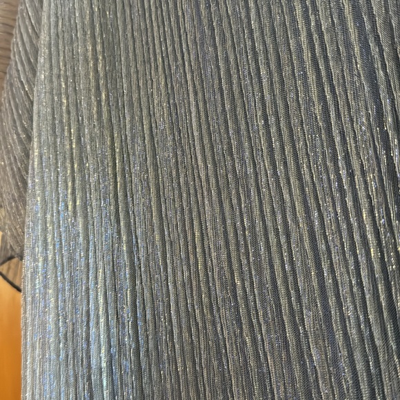 Women’s Formal Dress - Picture 3 of 3